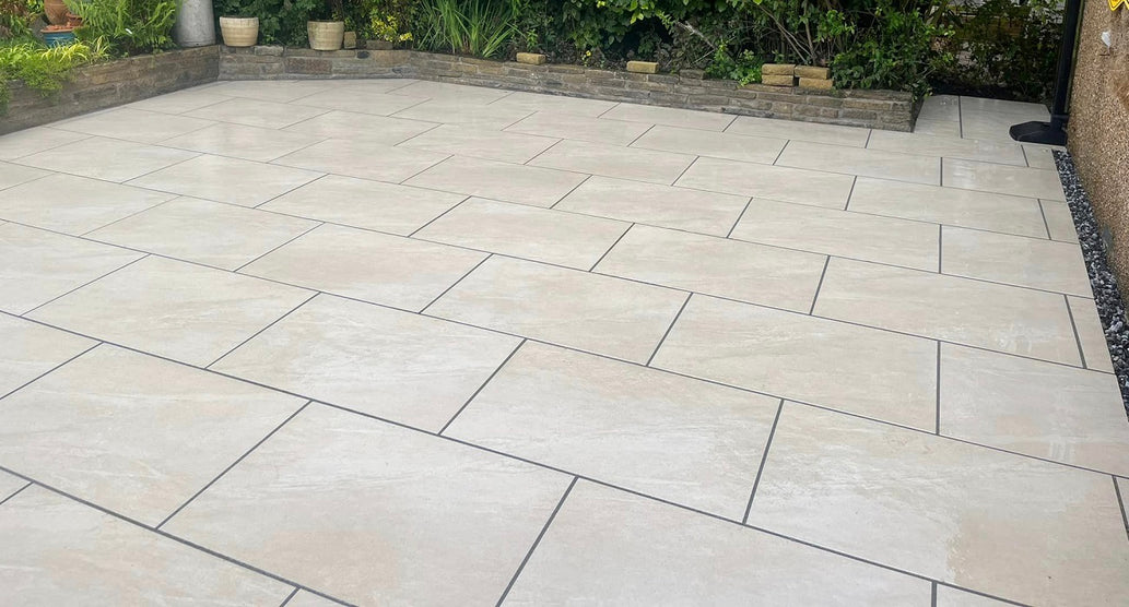 Santorini White Porcelain Paving (Full Pack - covers 21.6m2)
