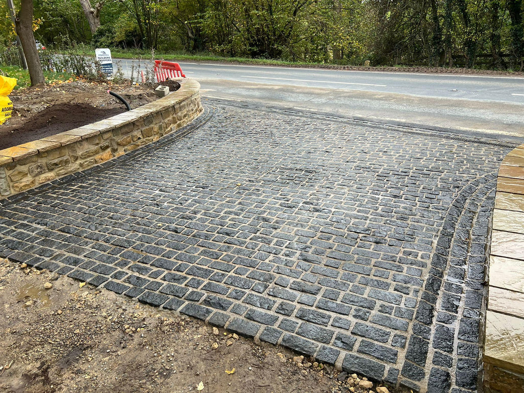 Black Granite Sett Cobbles