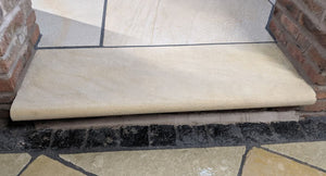 Fossil Mint Sawn Bull Nosed Steps